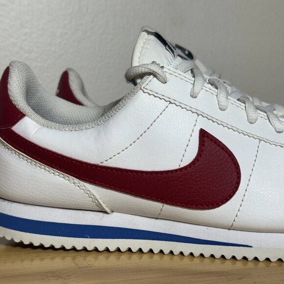 Size 5.5 - Nike Cortez Forest Gump Mens Sneakers Red White Blue 904764-103 Shoes - Picture 2 of 10